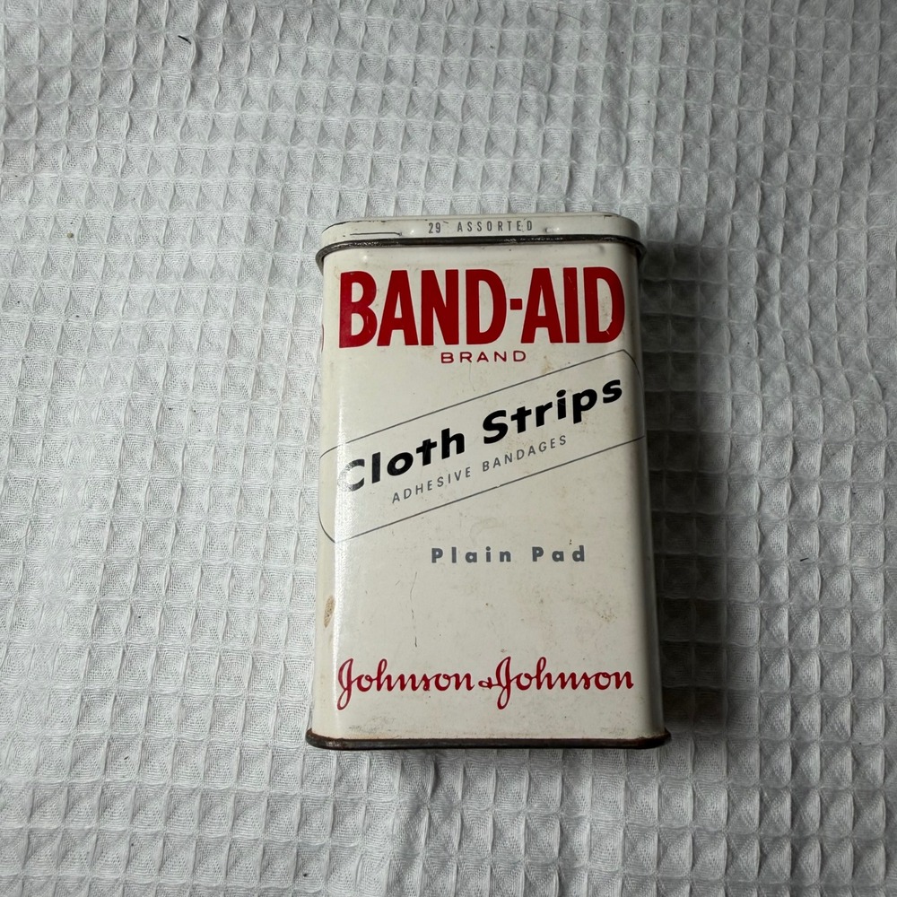 Vintage Johnson & Johnson Band-Aid Tin Cloth Strips w/ vintage shear-strips